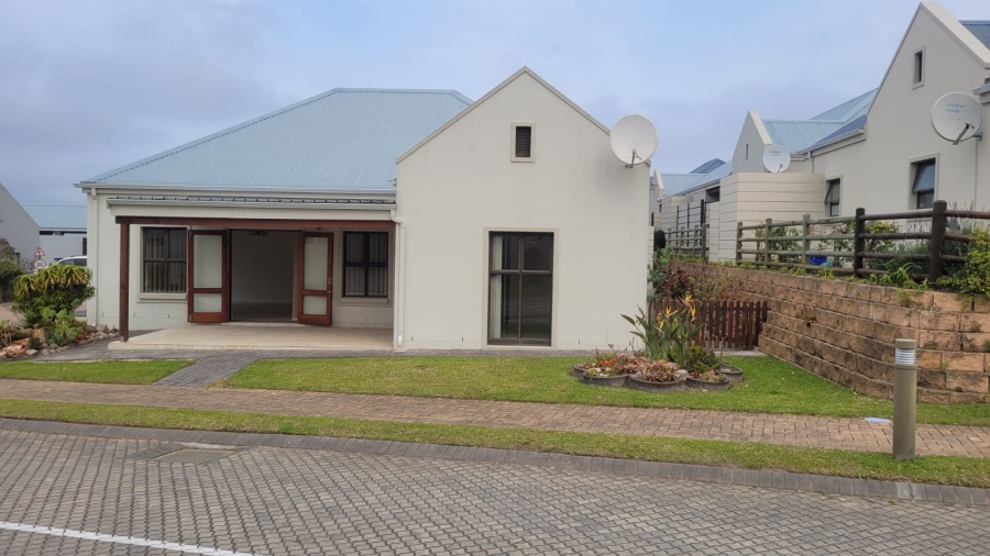 2 Bedroom Property for Sale in Kraaibosch Western Cape